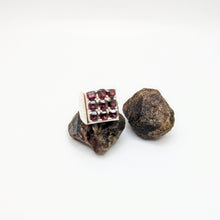 Load image into Gallery viewer, Nine stone Garnet Sterling Silver ring -  Gem cut natural stone