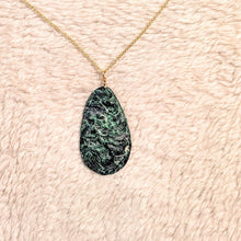 Load image into Gallery viewer, Jade Healing Pendant - Dragon