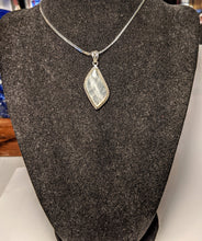 Load image into Gallery viewer, Moonstone Pendant