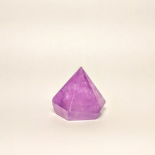 Load image into Gallery viewer, High frequency Amethyst point -  Crystal collection