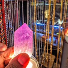 Load image into Gallery viewer, High frequency Amethyst point -  Crystal collection