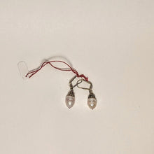 Load image into Gallery viewer, Natural Pearl earrings - Vintage Pearl Sterling Silver earrings