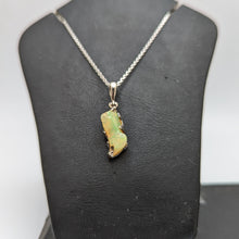 Load image into Gallery viewer, PREMIUM COLLECTION - Australian White Precious Opal pendant