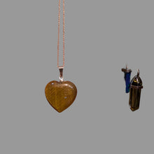 Load image into Gallery viewer, Tiger's Eye heart shape pendant
