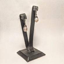 Load image into Gallery viewer, Natural Pearl earrings - Vintage Pearl Sterling Silver earrings
