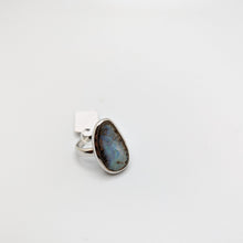 Load image into Gallery viewer, PREMIUM COLLECTION - Australian Black Precious Opal ring
